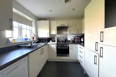 2 bedroom terraced house for sale, Great Threads, Staplehurst, Kent, TN12 0FQ