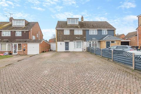 4 bedroom semi-detached house for sale, The Avenue, Aylesford