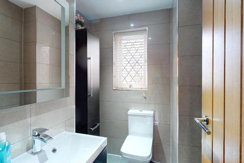 1 Swallow Close, Pool In Wharfedale, Otley, LS21 1RR