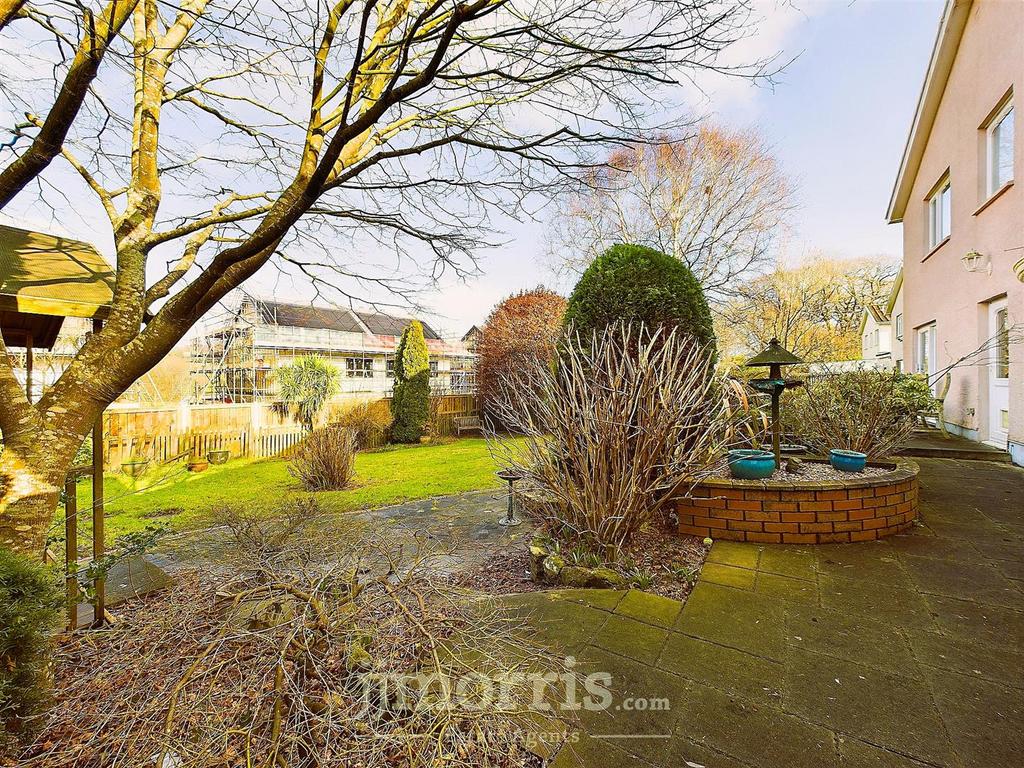 Garden ..JPG