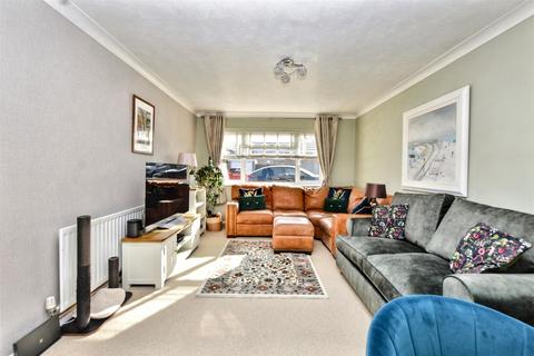 2 bedroom detached bungalow for sale, Rowan Avenue, Eastbourne