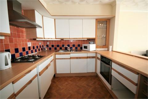 2 bedroom apartment to rent, Squire Court, Maritime Quarter, Swansea, SA1