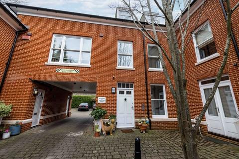 1 bedroom flat for sale, New Dover Road, The Mews Apartments, CT1