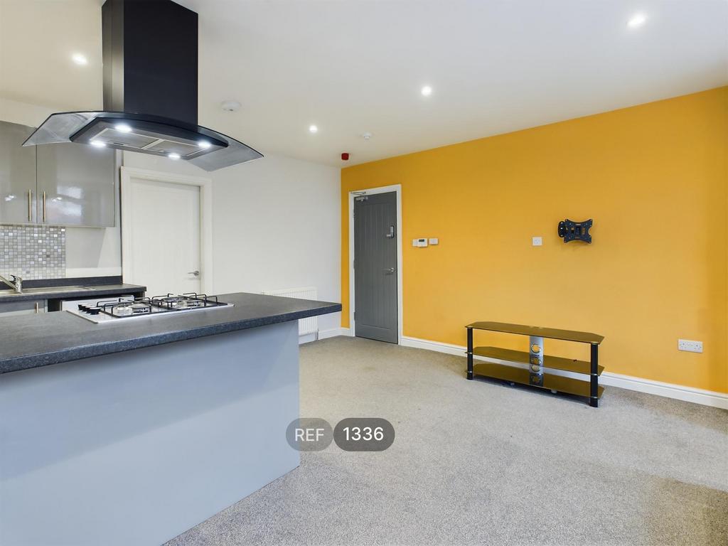 Kitchen &amp; Living area