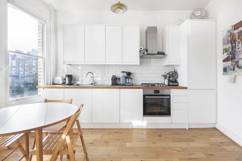 79b Tabley Road, London, N7 0NB