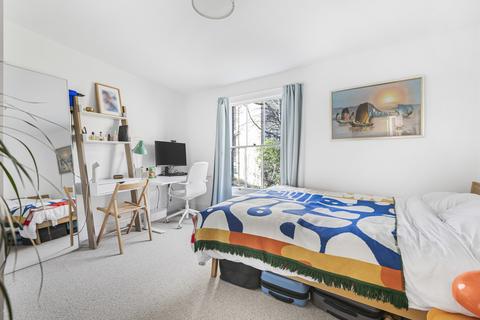79b Tabley Road, London, N7 0NB