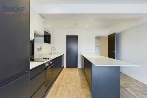 2 bedroom apartment for sale, Wycombe Road, Saunderton, High Wycombe, Buckinghamshire, HP14 4EA