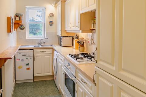 2 bedroom apartment for sale, St Johns Road, Eastbourne  BN20