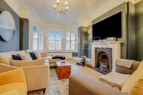 4 bedroom terraced house for sale, London, NW10