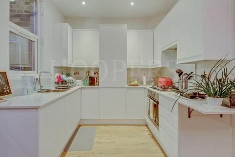 4 bedroom terraced house for sale, London, NW10