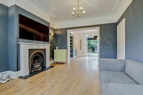 4 bedroom terraced house for sale, Mulgrave Road, London, NW10