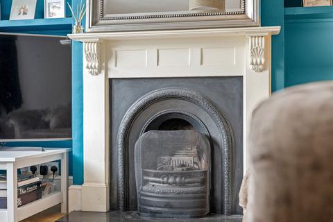 245 Croydon Road, Caterham, CR3 6PG
