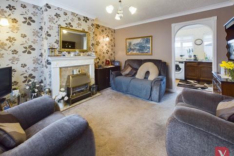 2 bedroom end of terrace house for sale, Trent Road, Luton LU3