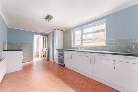 4 bedroom terraced house for sale, Cedar Road, Norwich