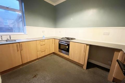 3 bedroom terraced house for sale, Trafalgar Road, Scarborough