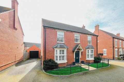 4 bedroom detached house for sale, Bannister Drive, Banbury, OX16