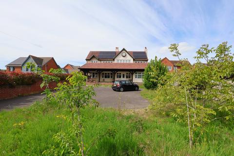 70 Bedhampton Hill, Havant, PO9 3JP