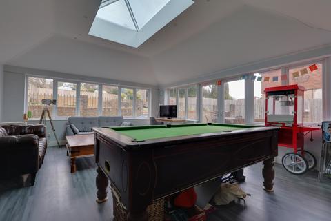 70 Bedhampton Hill, Havant, PO9 3JP