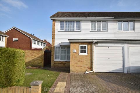 4 bedroom semi-detached house for sale, Fairthorne Gardens, Gosport