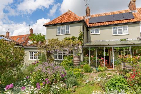 Benwrights The Street, Walberswick, Southwold, IP18 6UY