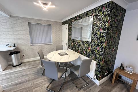 4 bedroom semi-detached house for sale, Winchester Avenue, Walderslade, Kent, ME5