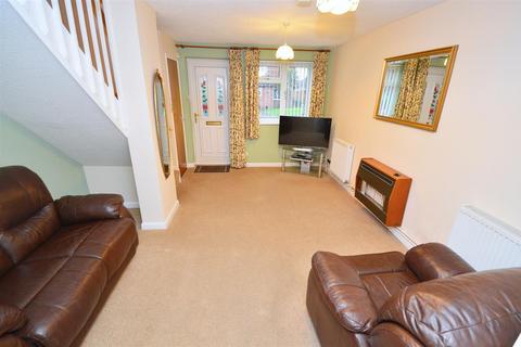 2 bedroom end of terrace house to rent, Little Dale, Wigston