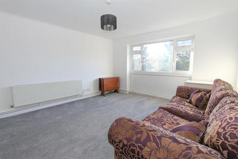 2 bedroom flat for sale, Jengar Close, Sutton SM1