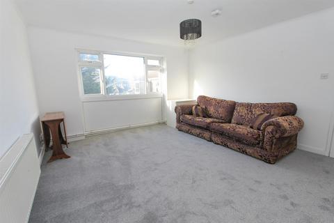 2 bedroom flat for sale, Jengar Close, Sutton SM1