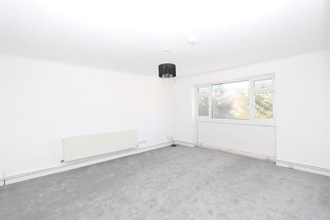 18 Jengar Close, Sutton, SM1 4DX