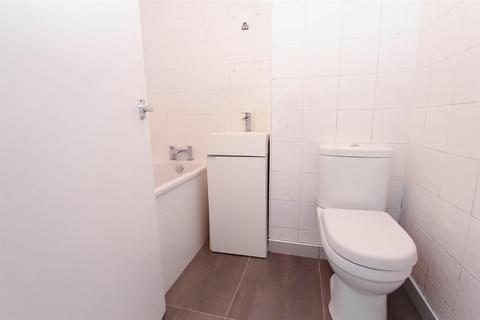 18 Jengar Close, Sutton, SM1 4DX
