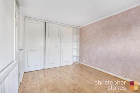 18 Saffron Close, Hoddesdon, EN11 8QZ