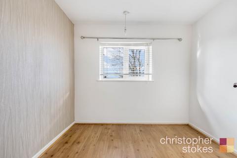 18 Saffron Close, Hoddesdon, EN11 8QZ