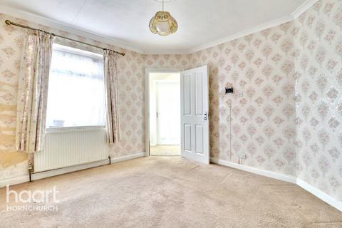 3 bedroom detached bungalow for sale, Abbs Cross Lane, Hornchurch