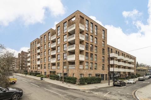 4, Busford Court Enfield Road, London, W3 8DP