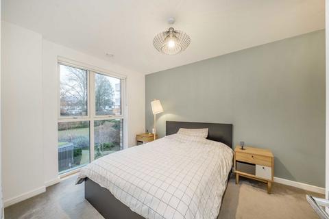 4, Busford Court Enfield Road, London, W3 8DP