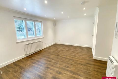 1 bedroom apartment for sale, Ely House, New Barnet, EN4