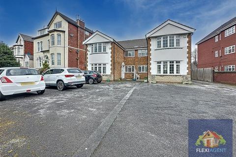 2 bedroom apartment for sale, Park Road, Southport PR9