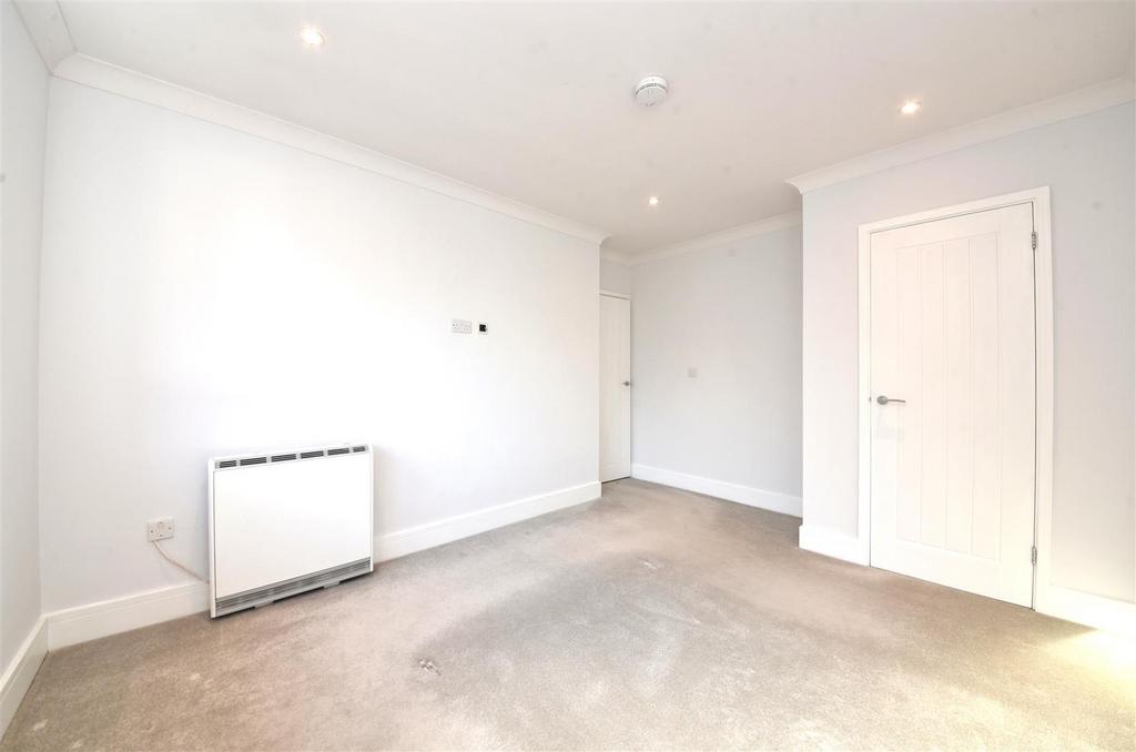 2 Park Hall Pic 7.jpg