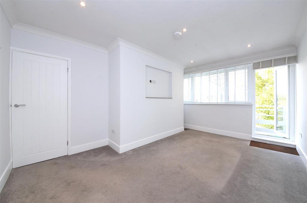 2 Park Hall Pic 2.jpg