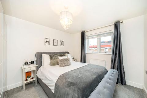 2 bedroom apartment for sale, Eltham Road, London, SE9