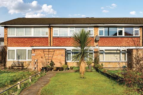 3 bedroom terraced house for sale, Gander Green Lane, Sutton SM3