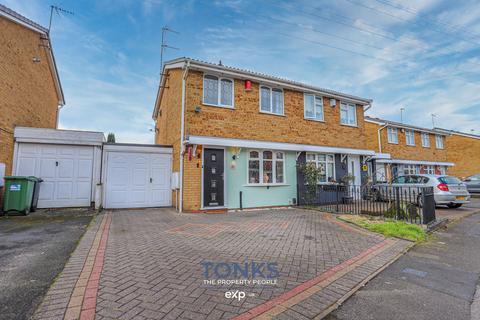 22 Roach Close, Brierley Hill, DY5 1LR