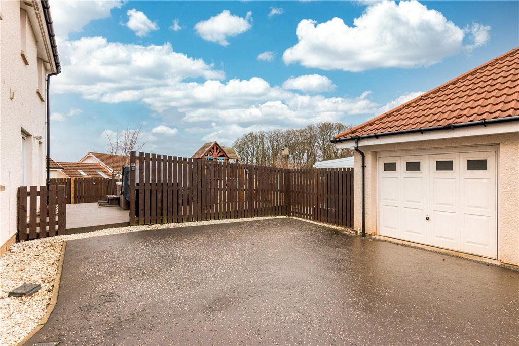 Hawk Crescent 57