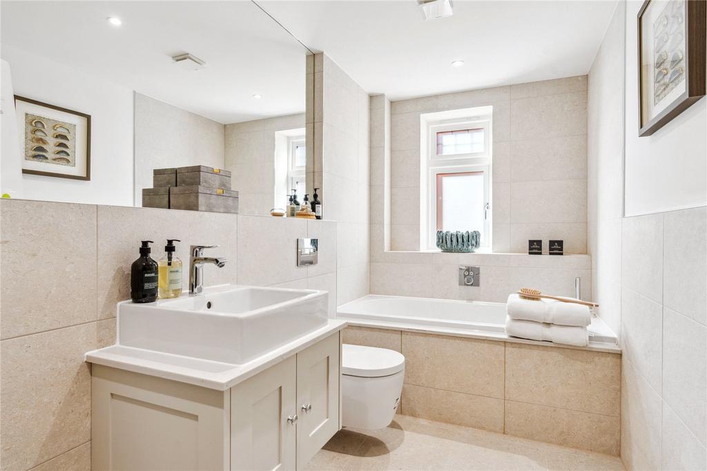 Main Bathroom