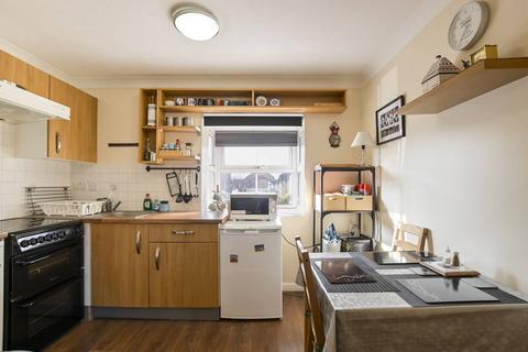 undefined, Silbury Avenue, Colliers Wood, Mitcham, CR4