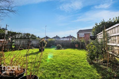 3 bedroom semi-detached house for sale, Copse Avenue, Swindon