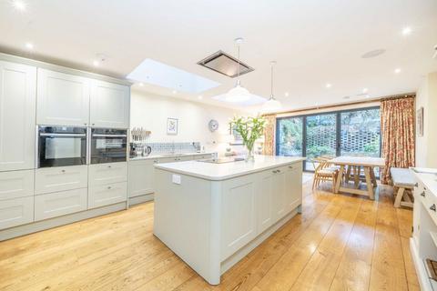 4 bedroom terraced house for sale, Kimberley Road, London SW9