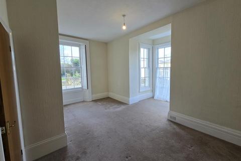 1 bedroom flat to rent, Vernon Square, Ryde, PO33 2JQ