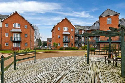 3 bedroom apartment for sale, St. Leonards Road, Windsor, Berkshire, SL4