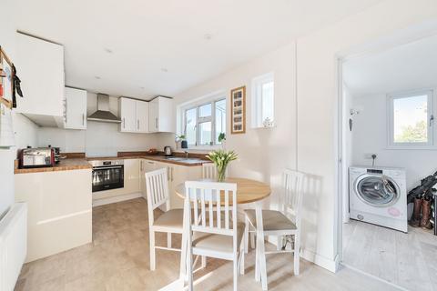 9 Browns Lane, Storrington, Pulborough, RH20 4LG
